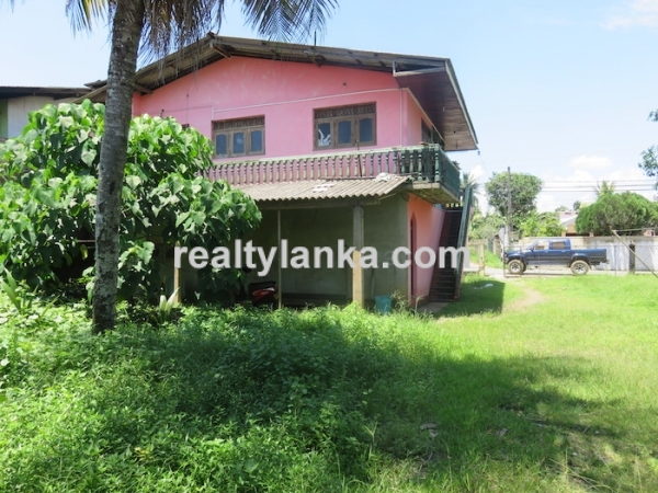 36 Perches In Galle